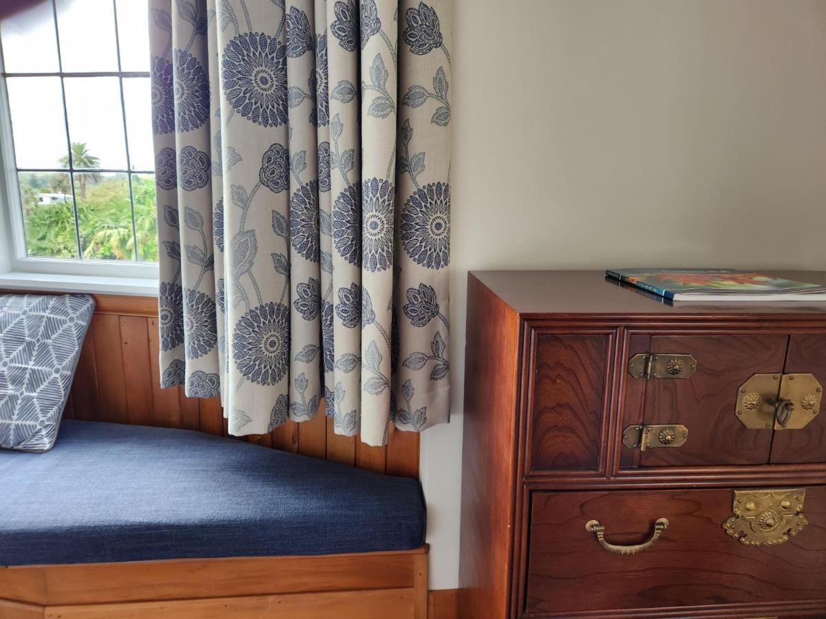 Cedar House Panzió Gisborne Kültér fotó